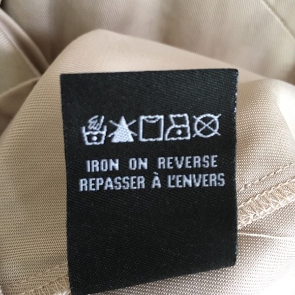 Le Chateau Sand Colour Dress Size Medium - Picture 9 of 11